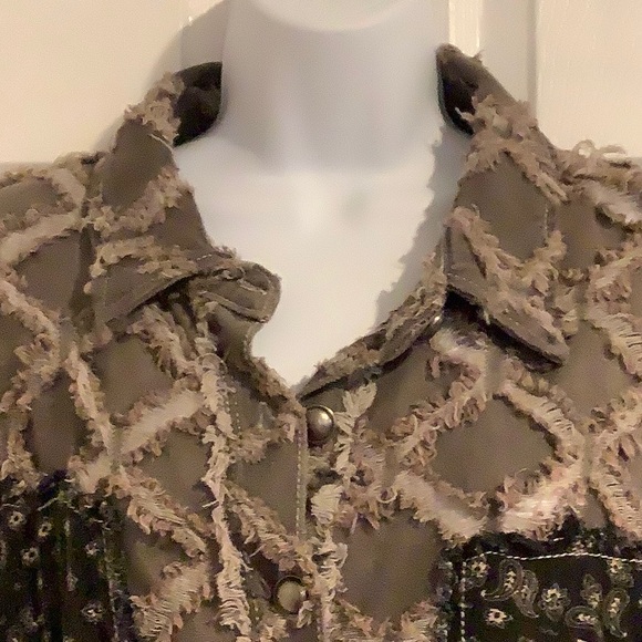 NWT POL 100% Cotton Distressed Frayed Multi Pattern Punk Hipster Button Down L - Picture 4 of 11